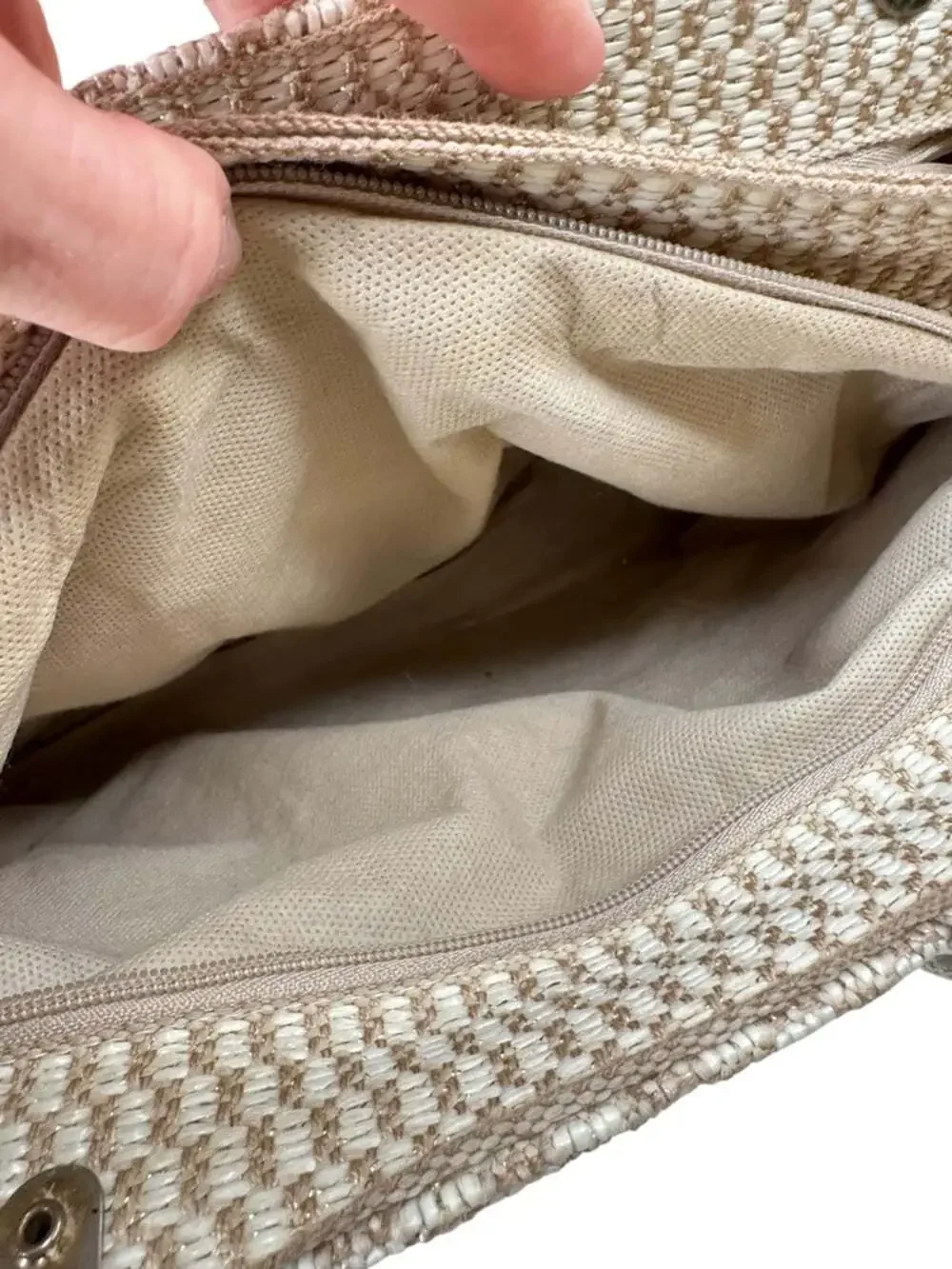 Alma Tunutti Woven Satchel Beige Top Handle Crossbody Wooden Handle Bag